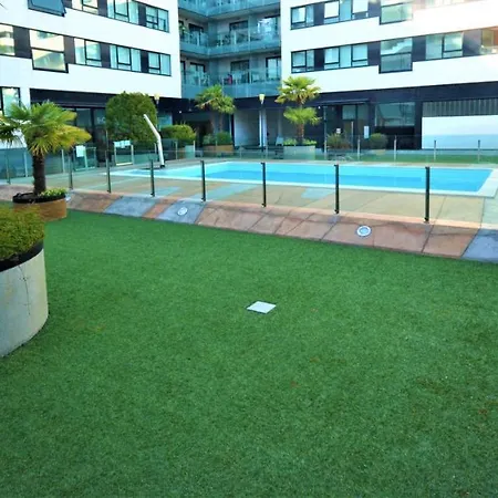 Apartment Impresionante Apartamento Con Piscina En *